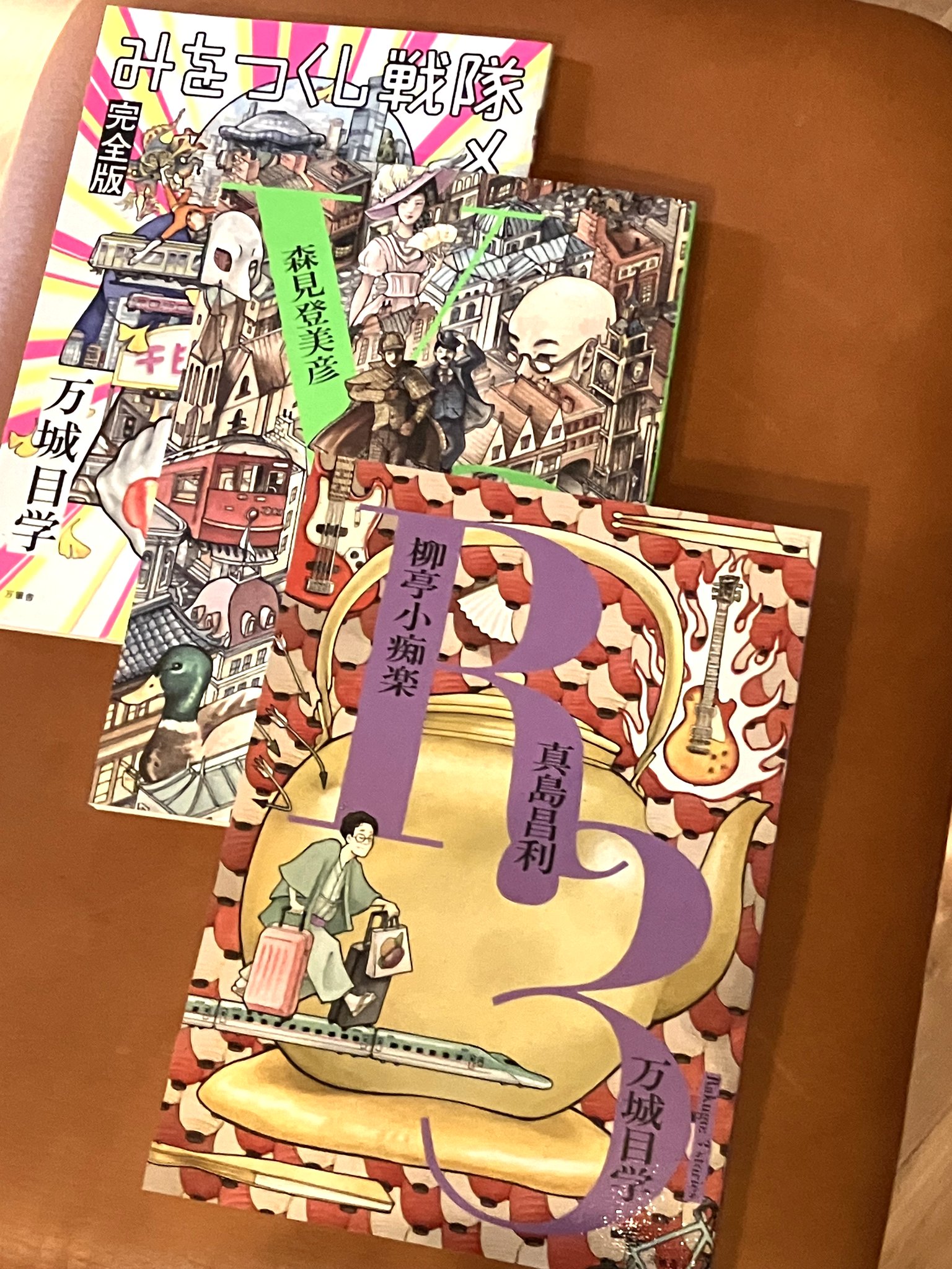 万城目学 в X: „今年も開催します万筆舎ポップアップストア。去年の