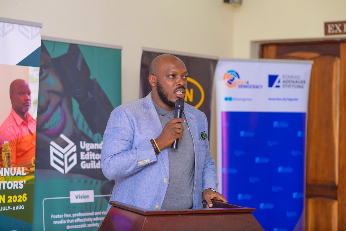 UgEditorsGuild's tweet photo. @JonnnieT manager governance and risk at @NITAUganda1  speaks about strategic and secure communication online.

#Day2 #EditingMatters #Journalism #MediaUg #UgandaMedia #Newsroom #FactChecking #EthicalJournalism #MediaInnovation #DigitalJournalism #Storytelling #PressFreedom https://t.co/tvEFXuNpLx