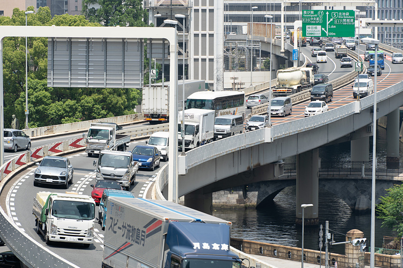 travelwatch_jp's tweet photo. 首都高、10月1日に料金改定。普通車1kmあたり約3円、上限2130円に引き上げ https://t.co/LrvMTNCEoS https://t.co/VHHm9LXXRj