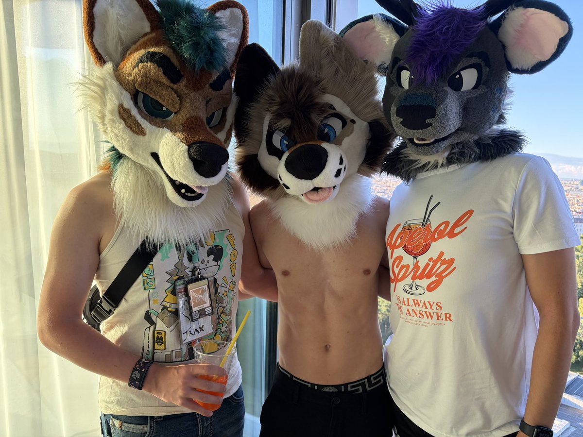 VutieDeer tweet picture