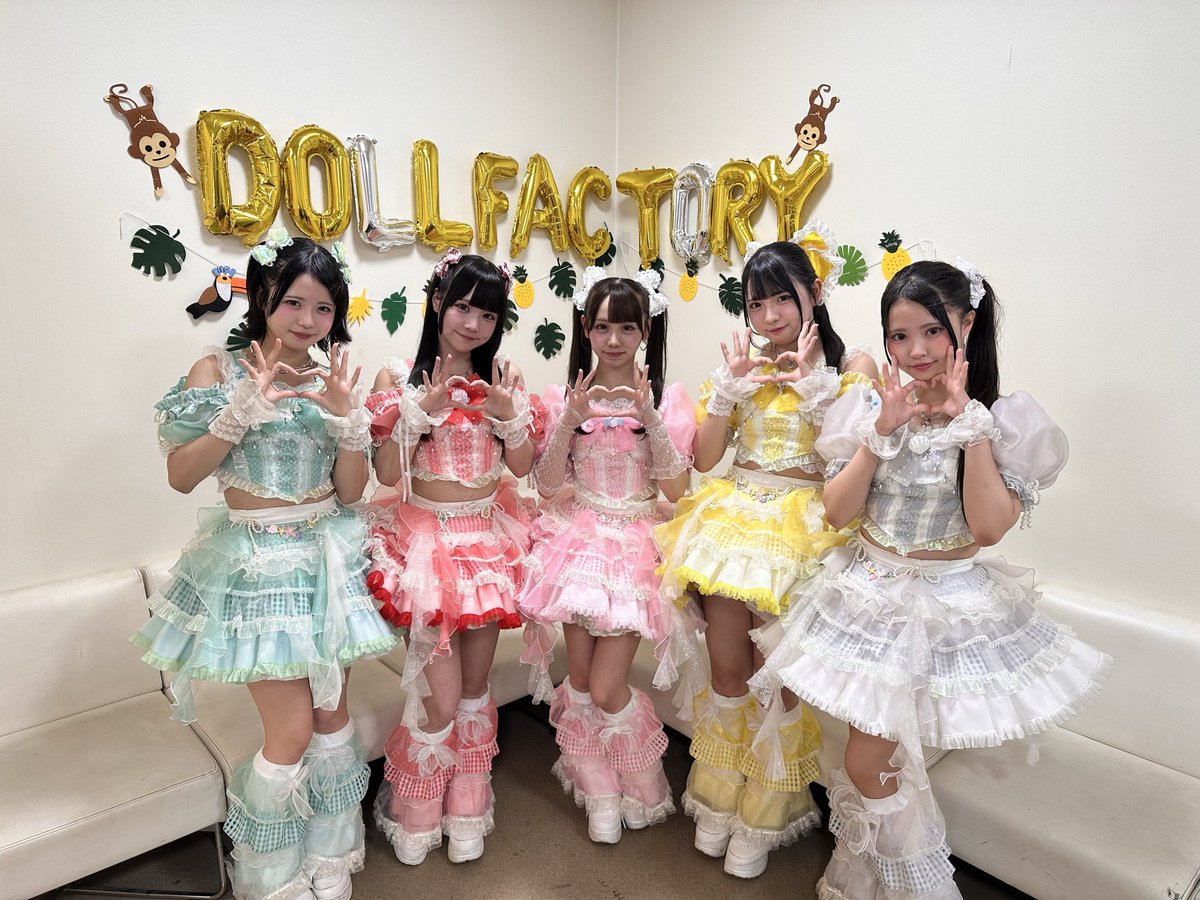 TIP_TIF_staff's tweet photo. #TIF2026 1日目
この後 16:25〜⏰
DOLL FACTORYでは... 
ドレスコードがパフォーマンス🌟
🎤登場前の姿をパシャリ📷

チケットはこちら
https://t.co/wErmNxA7Z0
TIF裏チャンネルにて配信チケット発売中!
https://t.co/kUvuSC4f3U

@dreco_info https://t.co/ZGewjNBDpK