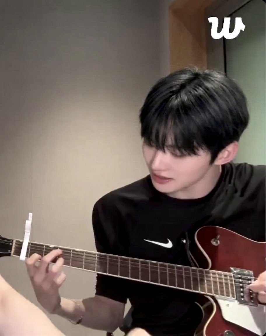 jellymarch6's tweet photo. 나 한지훈한테 처음으로 가능을 느낌 ㅅㅂ https://t.co/oklmn5ytJ9