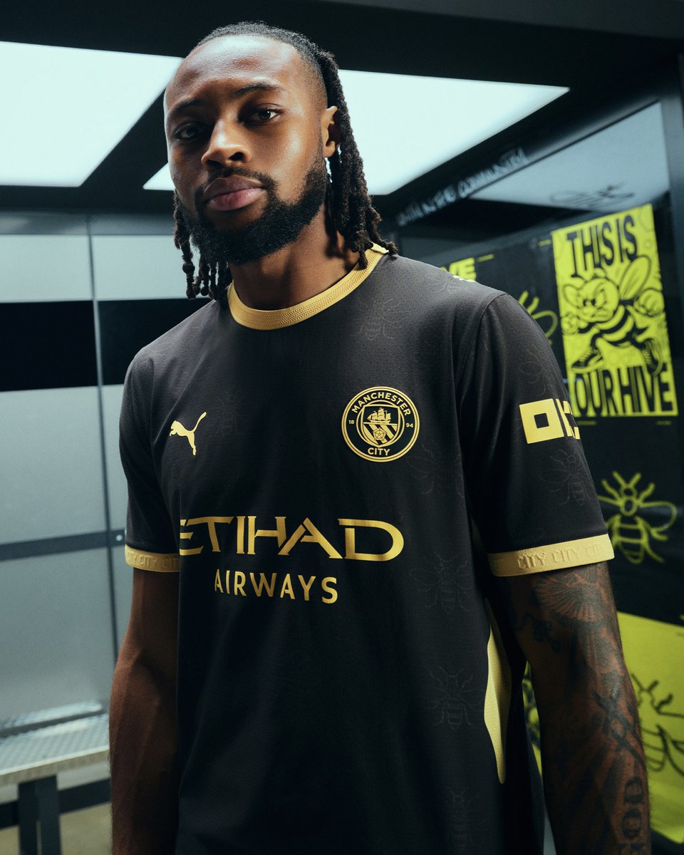 ManCity's tweet photo. One for the worker bees 🐝