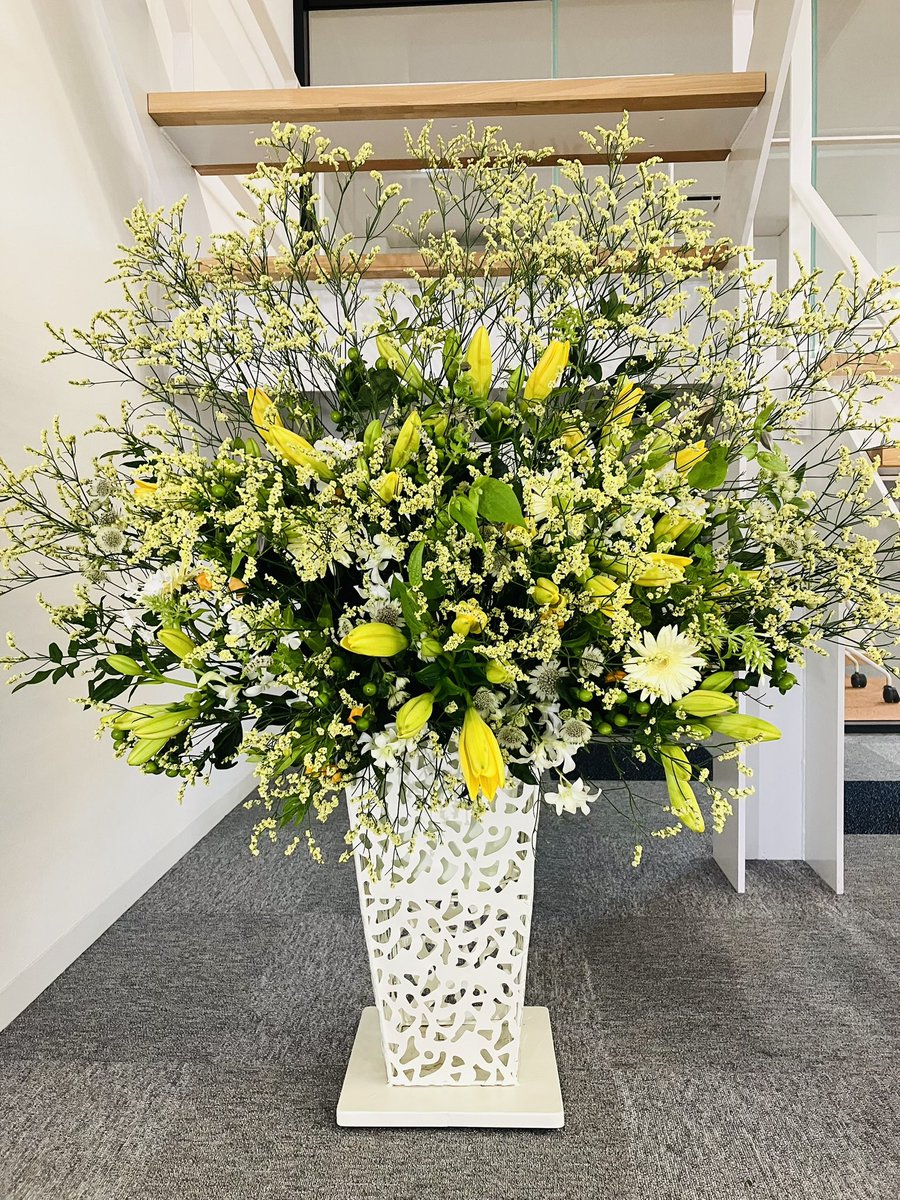 deliver_trinity's tweet photo. 7月も終わりですね！
今週のお花もとても綺麗です🌼
#株式会社トリニティ
#軽貨物運送
#業務委託ドライバー募集中 https://t.co/jYEwfRegtd