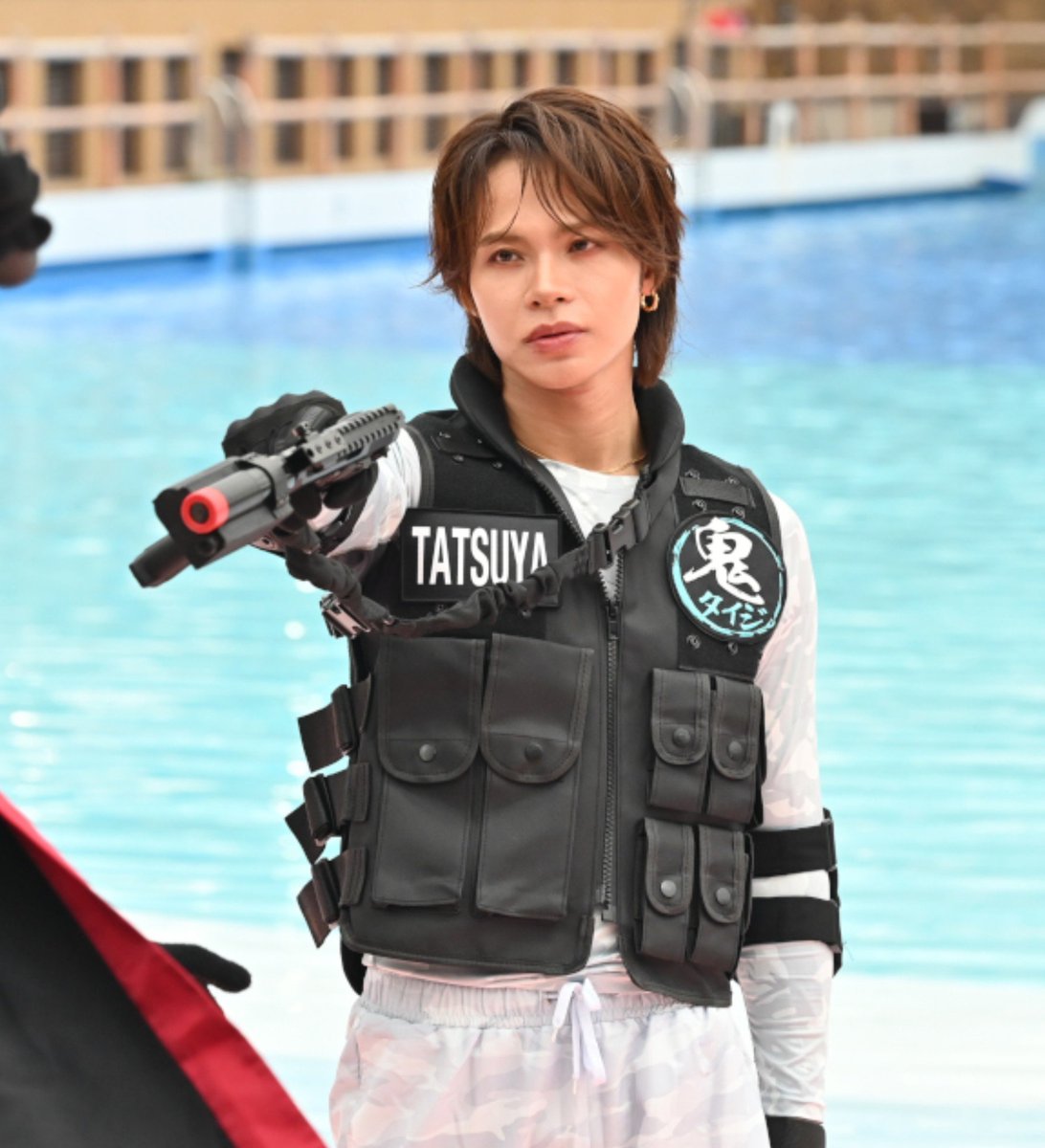 Michael88Ririi's tweet photo. ←2001年                  →2026年
上田竜也さんの時空歪んでません？！ https://t.co/qCOlIVQ7Io