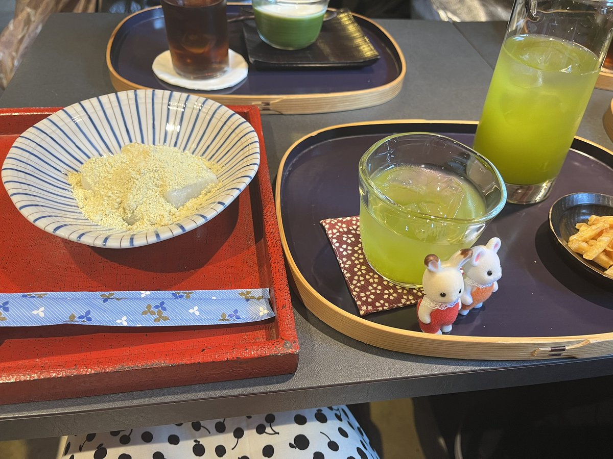 spAce_mol's tweet photo. 今日行ったあんみつと
昨日行ったお餅🫶
甘味充してきたー
齢40過ぎて餅類が至高に感じてる。 https://t.co/Kb90TmKUri