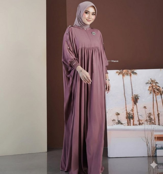 niceoffer40's tweet photo. @chicifis @yappingbase Mama kamu mau beli nih kayaknya..
Kamu beliin.

Abaya Batwing Naumi ini tuh nyaman &amp; elegan! Pas banget buat acara santai sampai formal.

 *Rp 202.500* 

https://t.co/en9hACVM5K https://t.co/zQ4GzZihNb