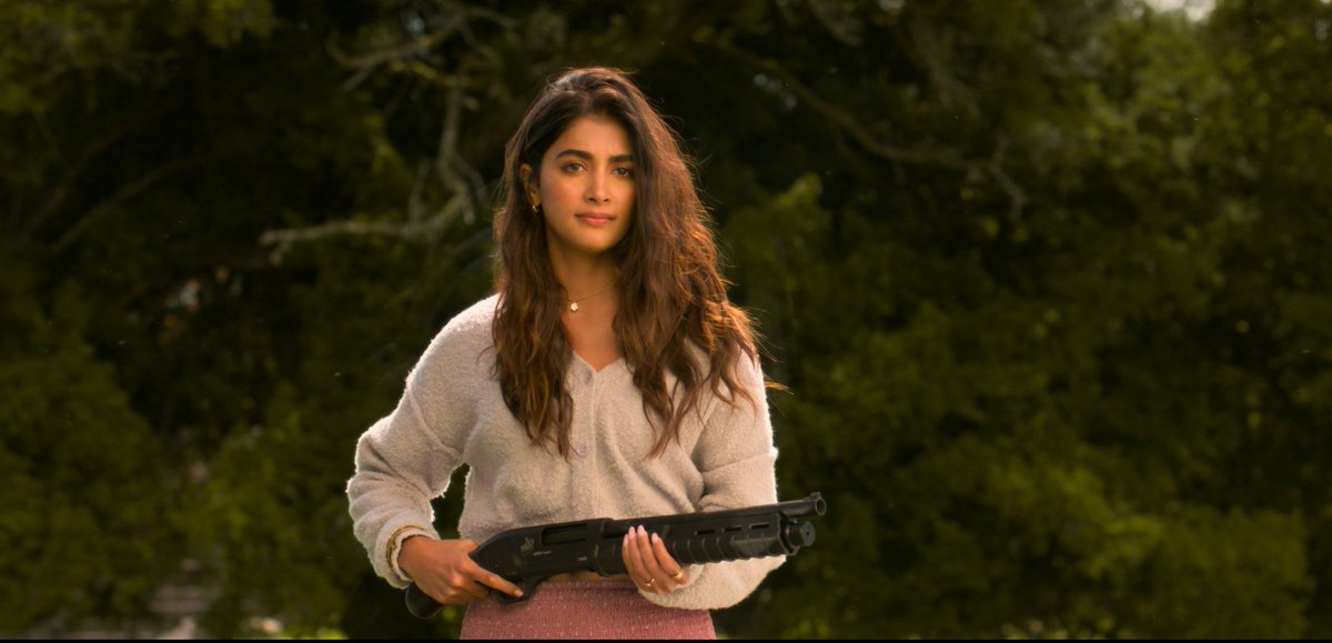 koreanoli's tweet photo. Pooja Hegde as Preet 💝 https://t.co/GYKUgkz8JB
