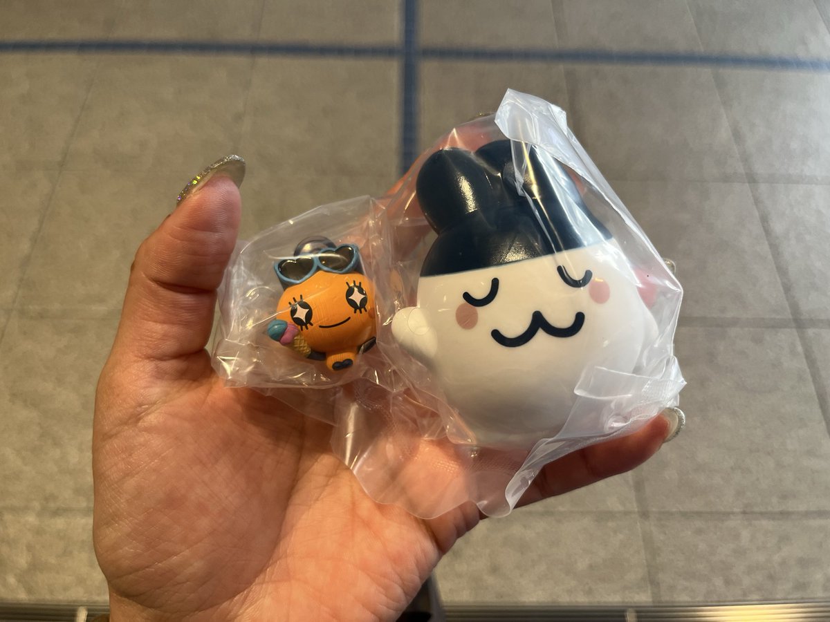 ohn_087_fl's tweet photo. 【交換】たまごっち ガチャガチャ フィギュア

譲:バカンス→めめっち4️⃣
     ぷにぷに→みみっち1⃣
求:バカンス→ふらわっち(優先)
                      くちぱっち、みみっち
     ぷにぷに→ふらわっち

郵送、名古屋手渡し
手渡しのみ定価でのお譲��🉑

条件合う方お声がけお願いいたします🙇‍♀️ https://t.co/HJUnc6jHVU