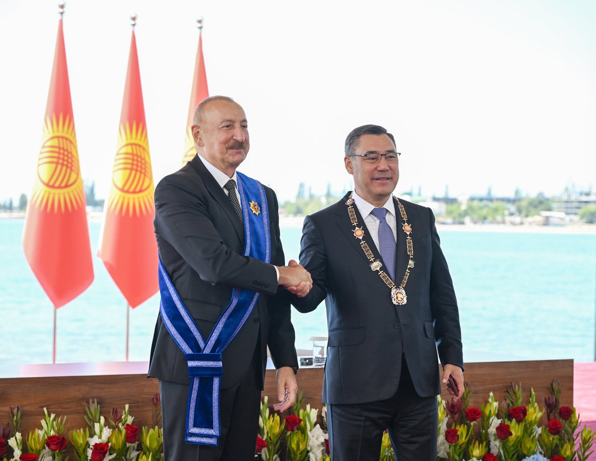 presidentaz's tweet photo. https://t.co/DTdezFppn2