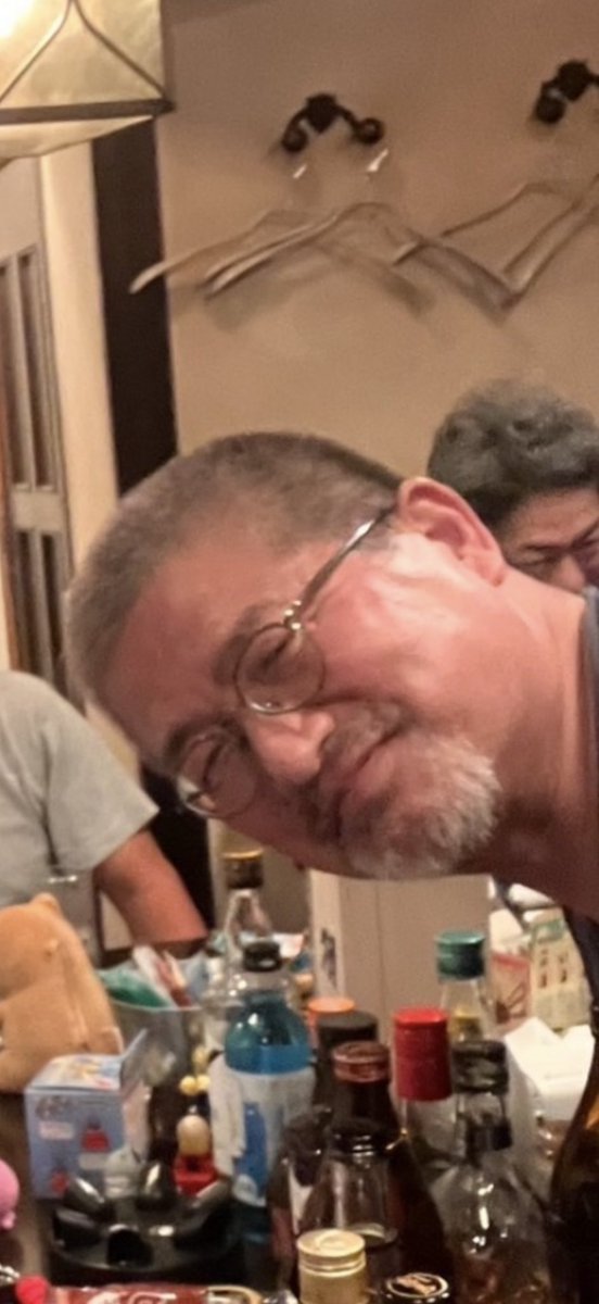 JUMBOU162010's tweet photo. 7月31日(金)7月最後の日、あと2ヶ月はこの猛暑が続くのだろうか☀️🥵今夜も18時オープンで店内涼しく皆様お迎え致します🥃1週間頑張った皆様週末ですよ🍻楽しく飲みましょう🥂頑張ったご褒美ですよ🥃ワイワイワチャワチャ飲もうよ🤗
8月11日1枚きん祭2800円飲み放題15時~20時何か一枚身に付けて弾けよう https://t.co/CZDHRG74EV
