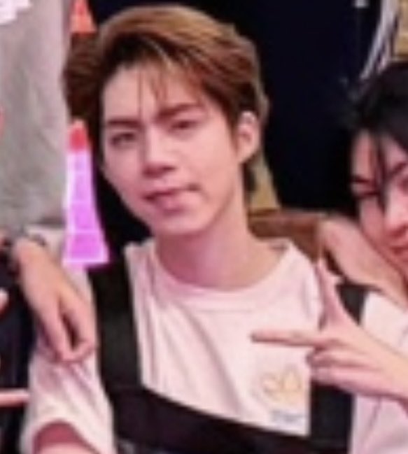 Peeliv27's tweet photo. เริ่ดดดดดดดดดดดด

#กีฬาสีดูมันดิ2026
#jj_rcp ･ ༝ ･ https://t.co/duayX5O3lA