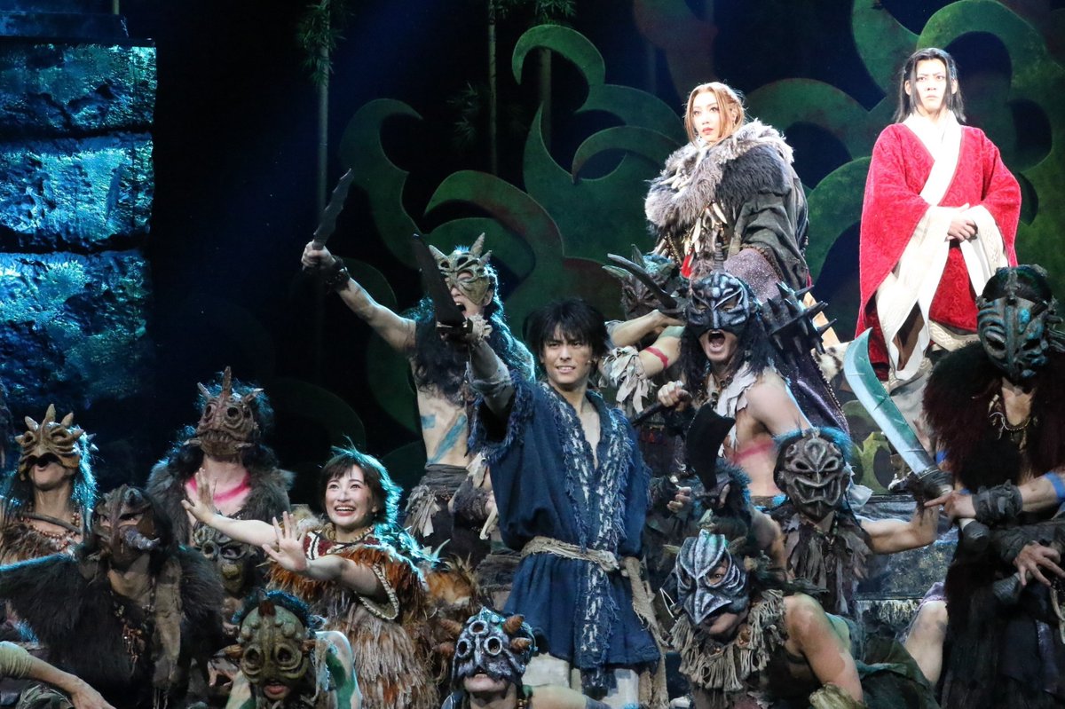 kingdom_stage's tweet photo. 舞台『キングダムⅡ-継承-』開幕前に！

舞台『キングダム』第1作（2023）
伝説の千穐楽ふたたび⚔

2023年5月11日 三浦宏規＆高野洸 ２公演
Huluにて振り返り配信🎞決定！

詳しくはこちらからご覧ください！
https://t.co/88snjiX5jL https://t.co/N34dpvQqgO