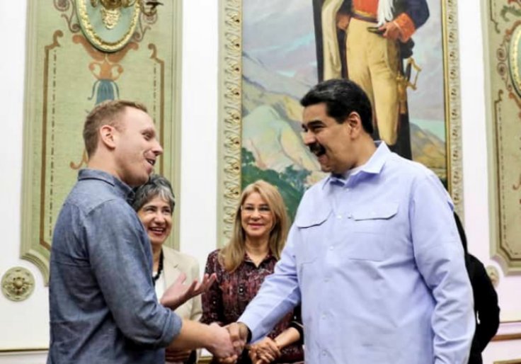 Motd129's tweet photo. @MaxBlumenthal And how much were you paid to shamelessly propagandise for brutal regimes around the world, you pathetic grifter? Kissing up to the likes of Assad, Putin, Maduro and Khamenei, your voice has been bought with the blood of countless innocent lives. https://t.co/WyPuXOT4d4