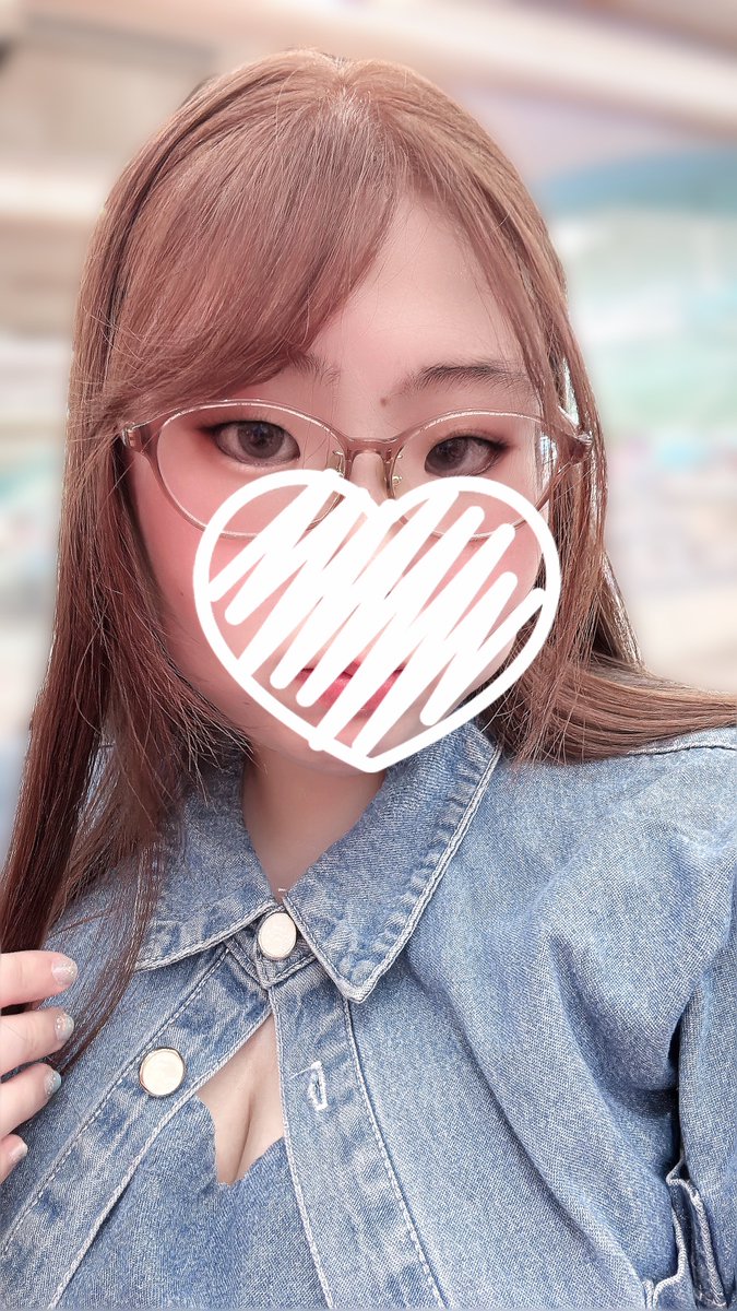 mike_m___'s tweet photo. ピンクベージュになったよ🌷🎀𓂃𓈒𓂂𓏸˚｡

どう？ブリーチはしたくなかったからなしでなるべく明るくてもらった〜過去一明るくなってテンションあがってる𐔌ᐡᴗ͈  ̫ ᴗ͈ᐡ𐦯❕ https://t.co/ABKF9q5VnH
