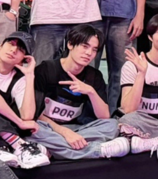 ndnadearrrr's tweet photo. ผมทรงไรว้า โคสน่ารัก😭😭😭😭😭😭😭😭😭😭😭😭😭😭😭😭 https://t.co/GdXny4VL0i