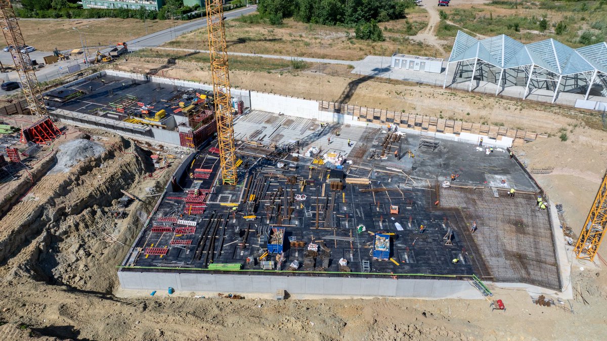 CreditasGroup's tweet photo. Jeden z největších projektů v Brně - Vista Lískovec společnosti CREDITAS Real Estate - dál roste. Do brněnského Starého Lískovce přinese moderní pětici budov určených pro bydlení i podnikání.

https://t.co/2ji085xVvg

#creditasgroup #creditasrealestate https://t.co/8jMlnDIugY