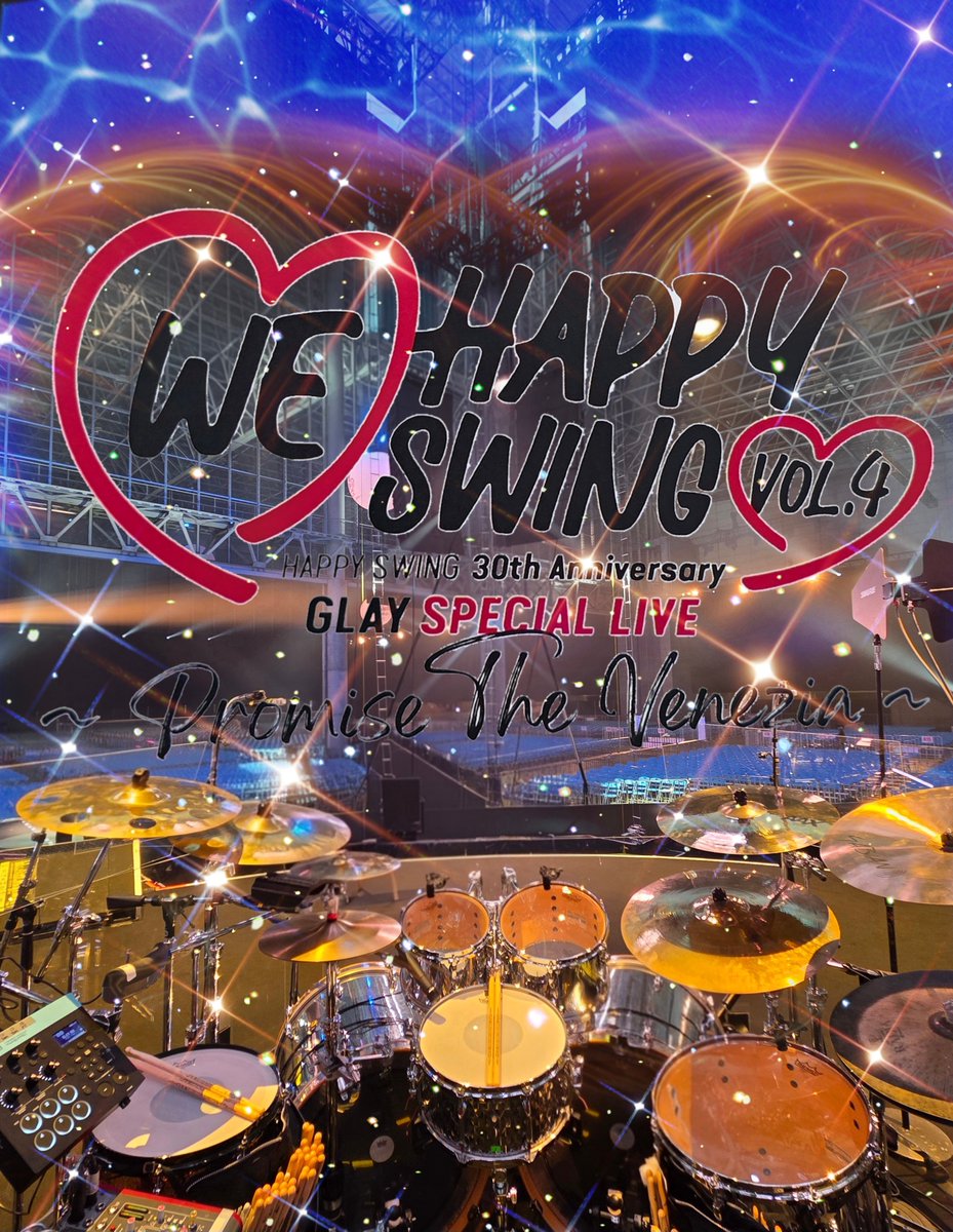 TOSHI_N__'s tweet photo. HAPPY SWING 30th Anniversary 
GLAY SPECIAL LIVE
We♡Happy Swing Vol.4 
～Promise The Venezia～

幕張メッセ国際展示場1・2・3ホール

ライヴ1日目　楽しみます～☺ https://t.co/ztWvlfDYRF