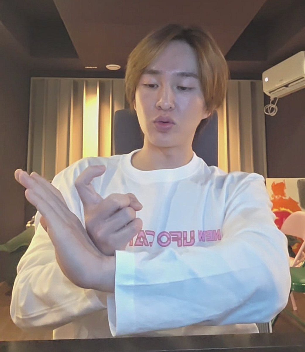 midorijinki's tweet photo. jinki i miss u so muchhhhhh https://t.co/Wj77CnGV6A