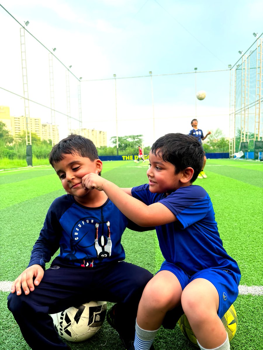 MivranFs's tweet photo. ❤️⚽

Football brings us together. Friendship keeps us together. 💚
Every smile, every laugh, every moment on the pitch creates memories for life.

Football academy near me, football coaching near me, football skills training.

#MivranFootballSchool #OneKickDifferentGoals https://t.co/ZCfTTsGf4f