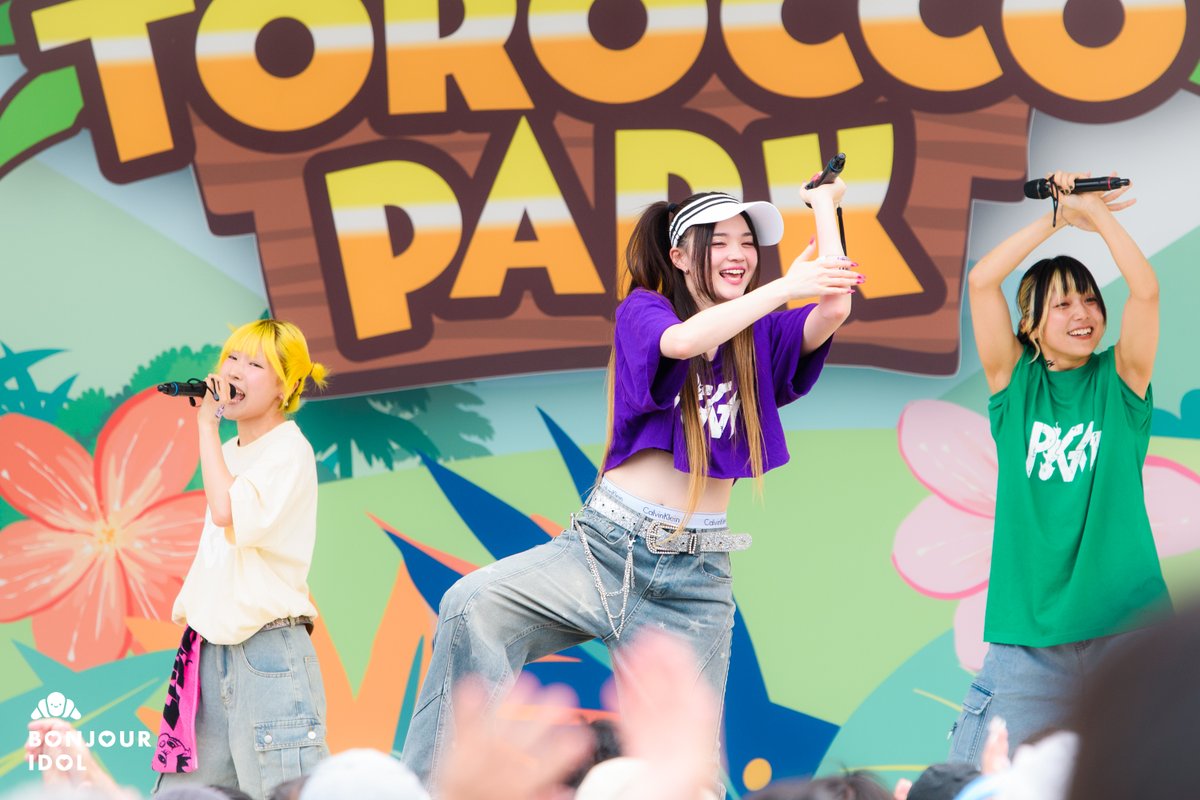 bonjour_idol's tweet photo. 【#TIF2026】

Despite the recent news of their upcoming disbandment, the colorful members of PIGGS successfully their punk idol energy to TOROCCO PARK 🐷

@PIGGS_idol  @TIP_TIF_staff
#PIGGS #BonjourIdol https://t.co/5kui5zxahH