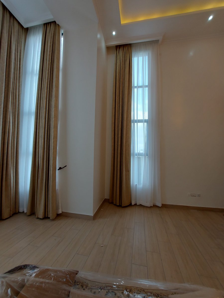 OrisonCurtains_'s tweet photo. Long windows bring that elegance and outstanding look with every fold and flow of magnificent fabrics.
Contact us for measurements and correct quotation and designs.
0710872169
Trending 2060 https://t.co/wY5FTNQFvg