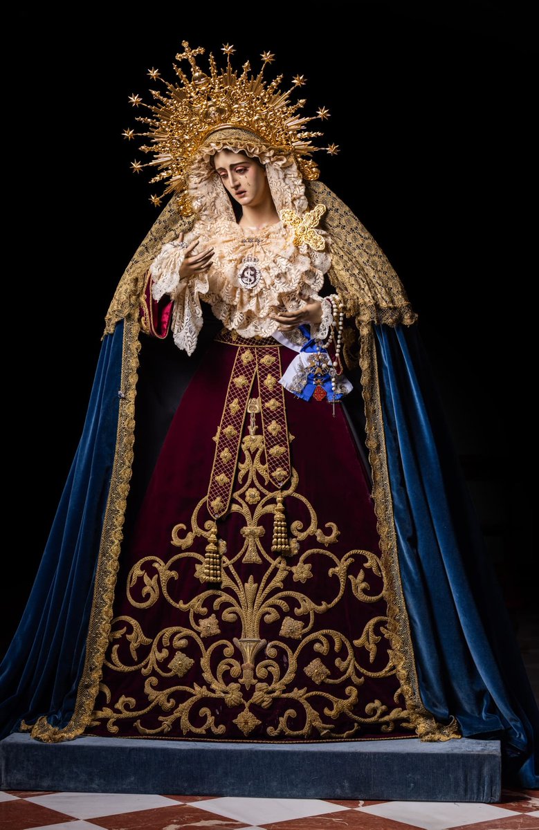 Sepulcromalaga's tweet photo. Nuestra Señora de la Soledad, vestida para el tiempo ordinario. #cofradíasmlg
Vestidor: Francisco Navarro.
Fotografías: @LMFotosCofrades https://t.co/AWEmeN5fbW