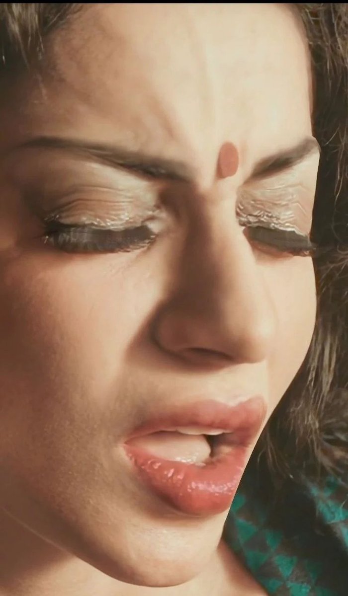 AbhiEmail67478's tweet photo. @Warlock_mohit Ur kangana mom🤤 https://t.co/WIOHHWm5JP