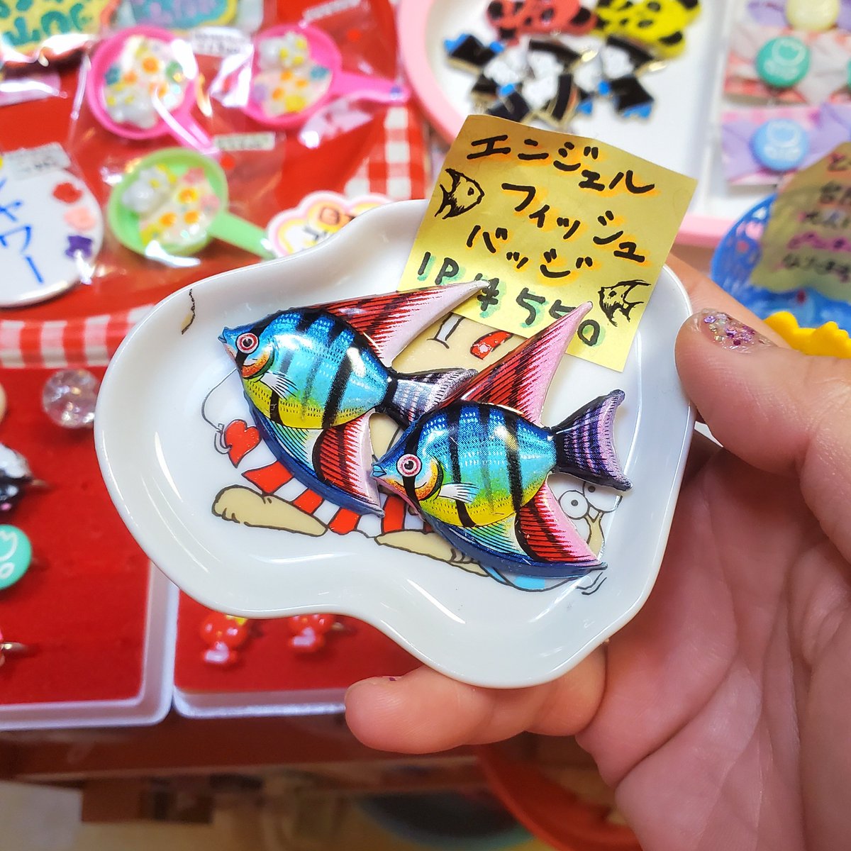 夏のパッションビンビンなエンゼルフィッシュバッジ🐠着物の帯留めに