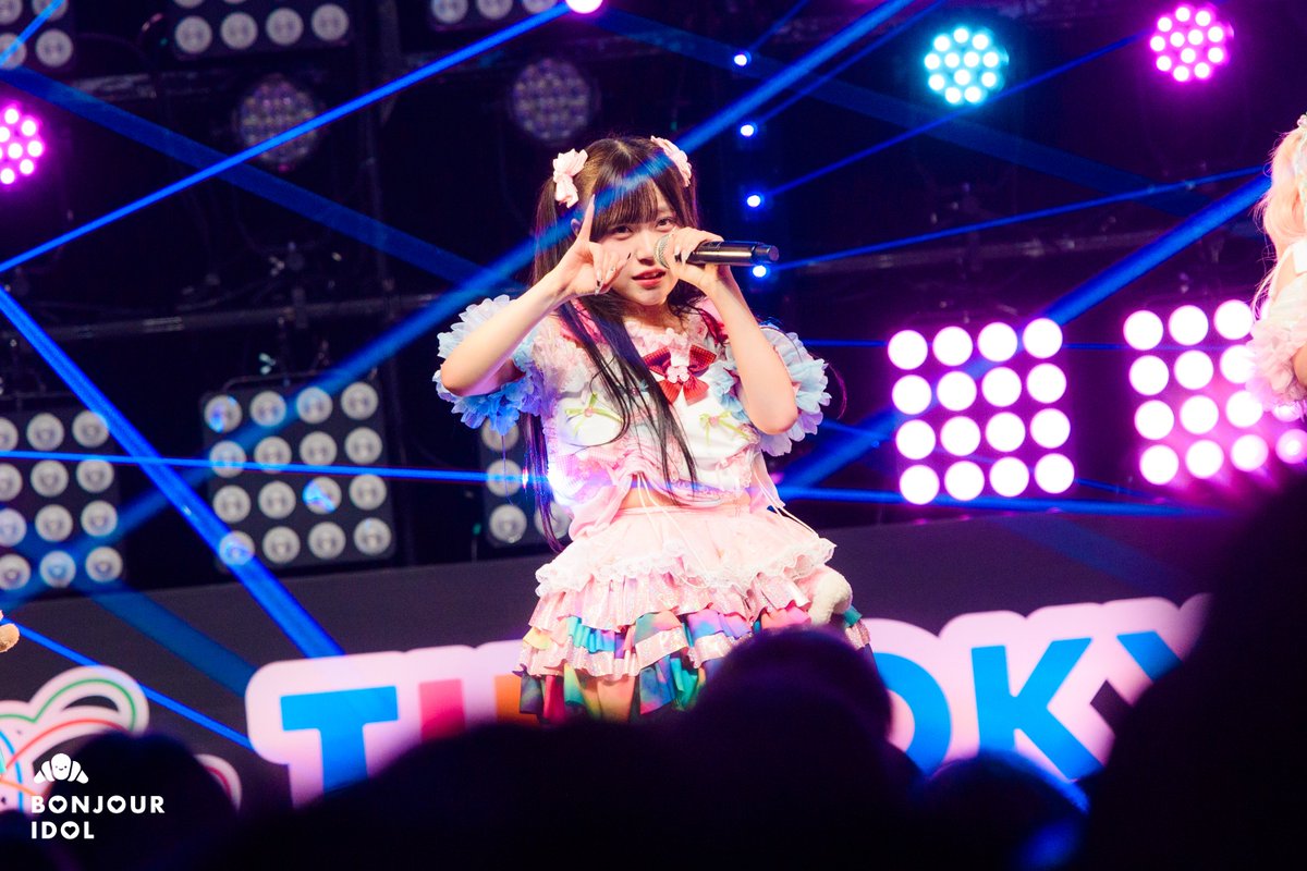 bonjour_idol's tweet photo. 【#TIF2026】 

Dancing indoors did not stop Qumali Depart from soaring around the DOLL FACTORY stage ✈️

@qumalidepart  @TIP_TIF_staff
#クマリデパート #BonjourIdol https://t.co/iyb3jdN9OM