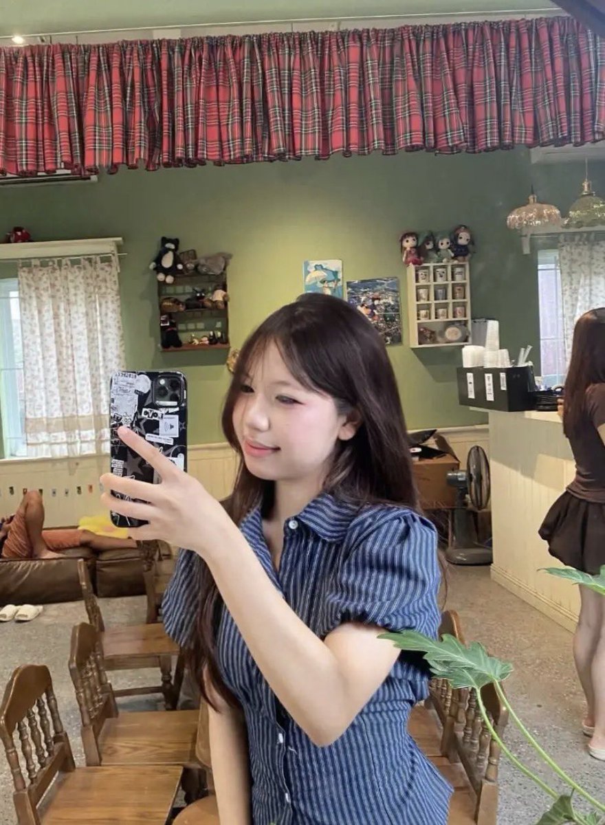 Chengneeee's tweet photo. :> https://t.co/9JqOQ5BquR