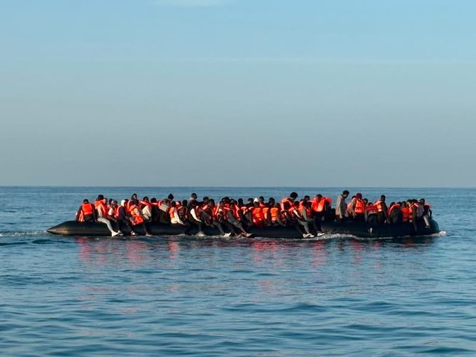 greeksinartcon1's tweet photo. #FREEDOMCRY THE WEATHER IS GOOD, THE #FRENCH COOPERATE ...LETS GET SOME MORE #LABOUR VOTERS FROM OVER THERE, SAYS #REA ANDY....
GIVE THEM BIGGER BOATS..... WE NEED THEM COMING FASTER AND IN BIGGER NUMBERS.... https://t.co/2XNJ39im74