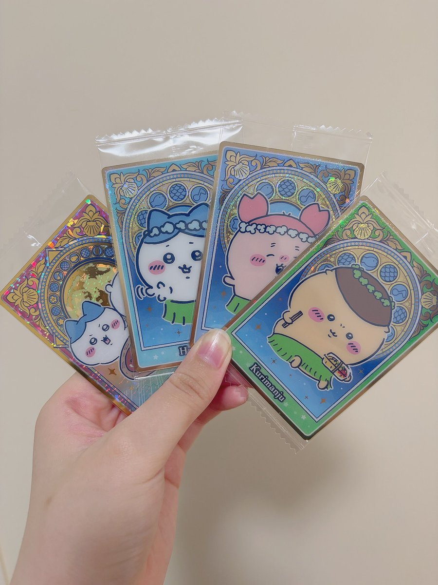 MIKAoshiaka2's tweet photo. またまたハチワレが来てくれました〜 https://t.co/9etQFG7tkW