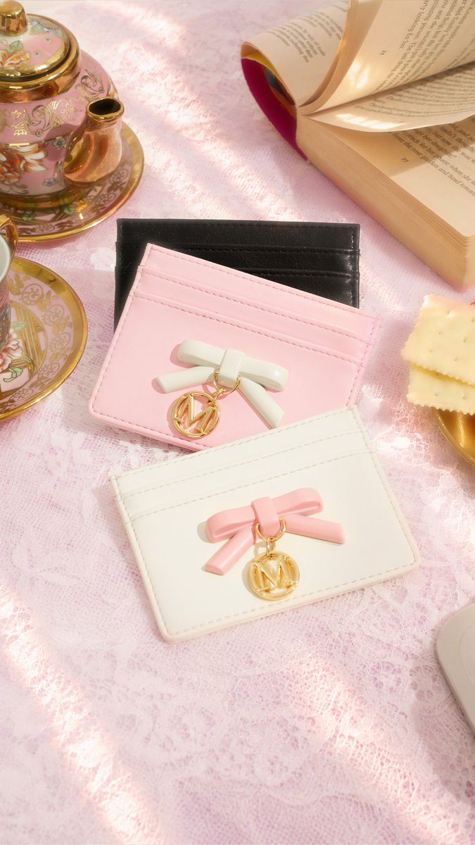 mikanajp's tweet photo. Your grab-and-go essential for every day π«
πShinomiya Wallet
Check us here:
π Lazada: https://t.co/v3Z0mJAE7p
π Shopee: https://t.co/kp7qoXuD3P
π TikTokShop: https://t.co/EDNm64AR4E
#MikanaCarefreeLuxury #CoquetteCollection #WomensWallet #WalletRecommendation https://t.co/gJLbwJXS3z