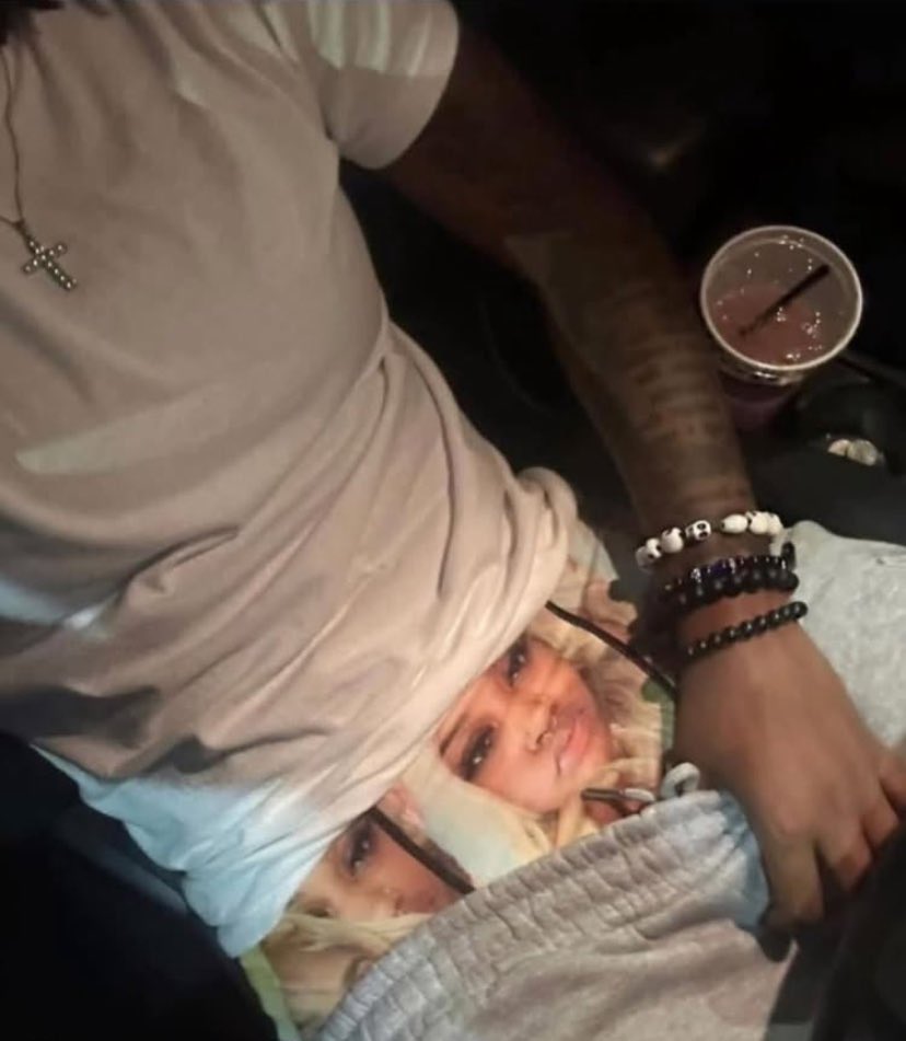Jessica081541's tweet photo. I expect my man to be this obsessed https://t.co/sRFTuJMQXM