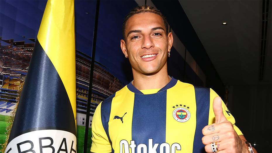 ntvspor's tweet photo. Fenerbahçe'nin Brezilyalı stoperi Diego Carlos için Bologna iddiası

🔗https://t.co/90IITQSVb3

Foto: Fenerbahçe https://t.co/R3rWtmapP7