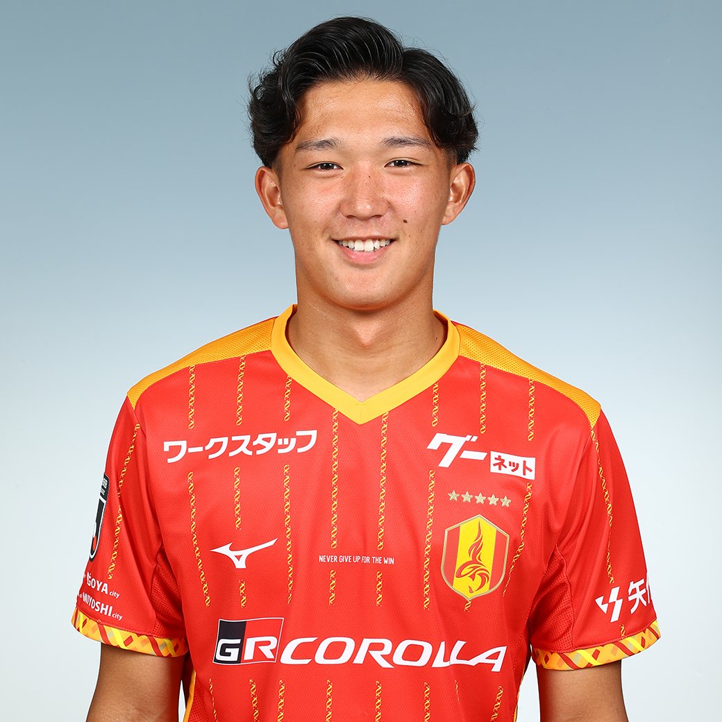 nge_official's tweet photo. 名古屋グランパスU-18 オディケ チソン太地選手、白男川 羚斗選手、竹内 悠三選手、深谷 朔共選手 トップチーム登録（2種登録）のお知らせ📢

#名古屋グランパスU18 所属の #オディケチソン太地 選手、#白男川羚斗 選手、#竹内悠三 選手、#深谷朔共 選手がＪリーグの公式戦に出場可能な選手として登録されましたので、お知らせいたします。なお、8/8（土）２０２６/２７明治安田Ｊ１リーグ 第1節清水エスパルス戦から出場可能となります。

詳細🔻
https://t.co/LoifRYc4dr

#grampus #グランパス #若鯱 #ngeu18