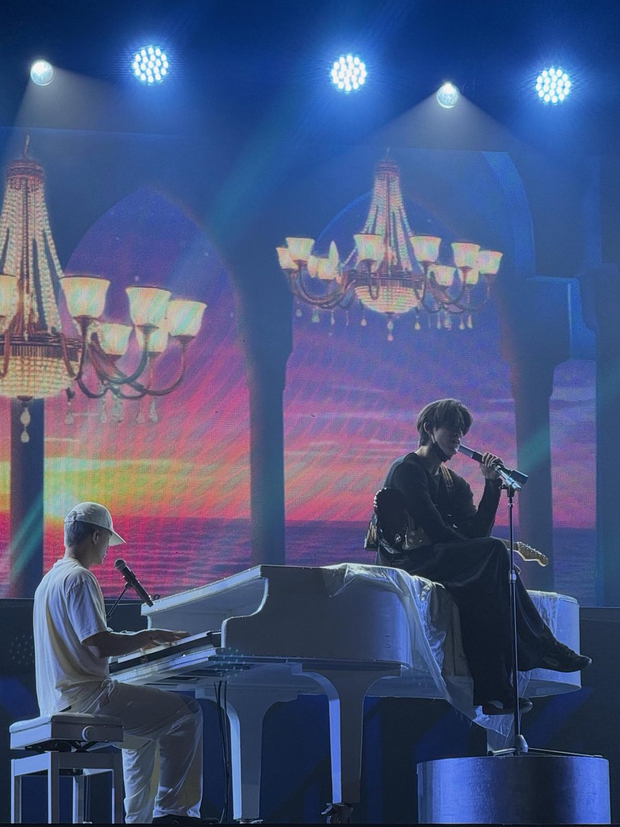 gwn_fans's tweet photo. Rehearsal for "Summer × Just You"🥹🥹

ig : bunnybig

~ #JossGawin ~
#JossGawinConcert https://t.co/PoqjGYLPwj