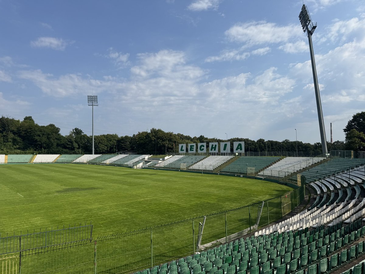 Kornel_G7's tweet photo. Zakochałem się w tym stadionie https://t.co/dHvszshlmB