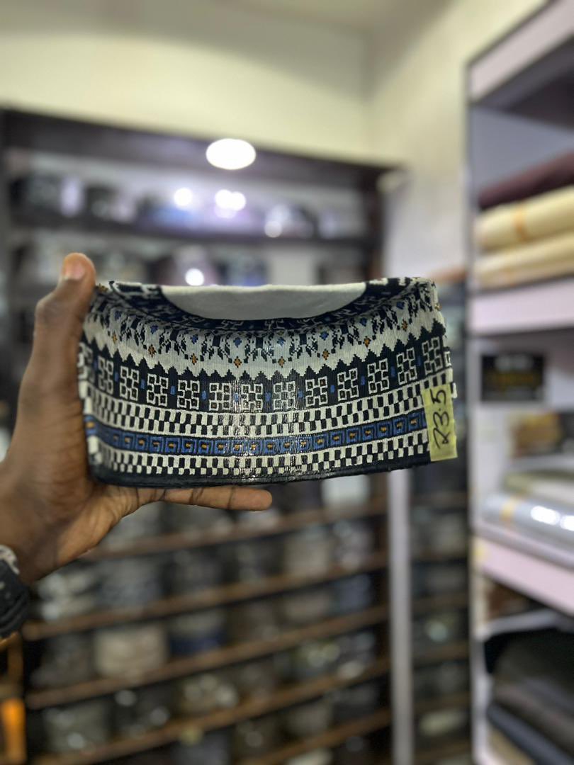 MustaphaKawu1's tweet photo. HIGH-QUALITY BAMA CAPS💥🔥💯

🏷️:N35,000-N50,000

📍Damaturu,Yobe State 

🚚(Nationwide Delivery)

📞https://t.co/p2XdNpLZ8M https://t.co/XEmHhwE7yu