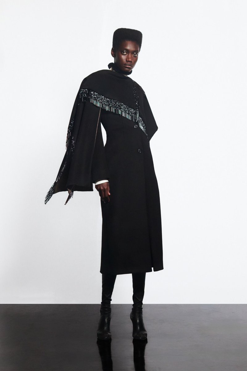 jacquemusx's tweet photo. 16Arlington FW26 https://t.co/nAHr0TxOdX