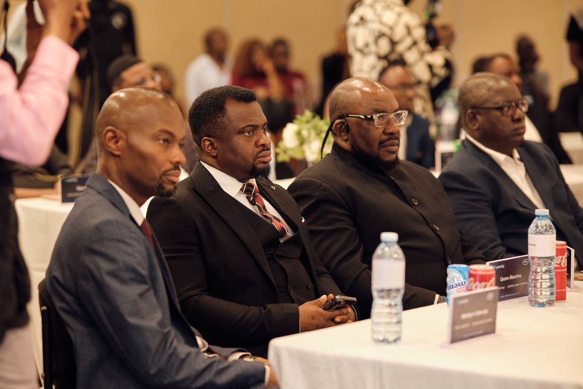 lanreogungbe's tweet photo. @prembly in collaboration with @MTNNG, brought together financial institutions &amp; regulators (CBN, EFCC, NDPC, NFIU &amp; more) to discuss a collaborative approach to financial fraud in the ecosystem

Candid conversations were held that will give birth to new innovations powered by us https://t.co/pcEx9ZQTgL