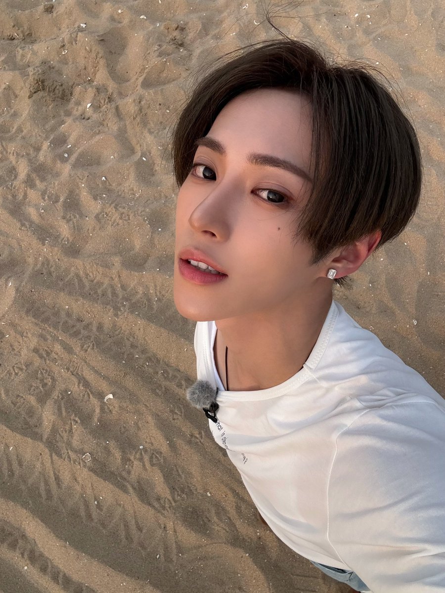 Whykwk's tweet photo. 🏖 https://t.co/5IDN6Y39pm