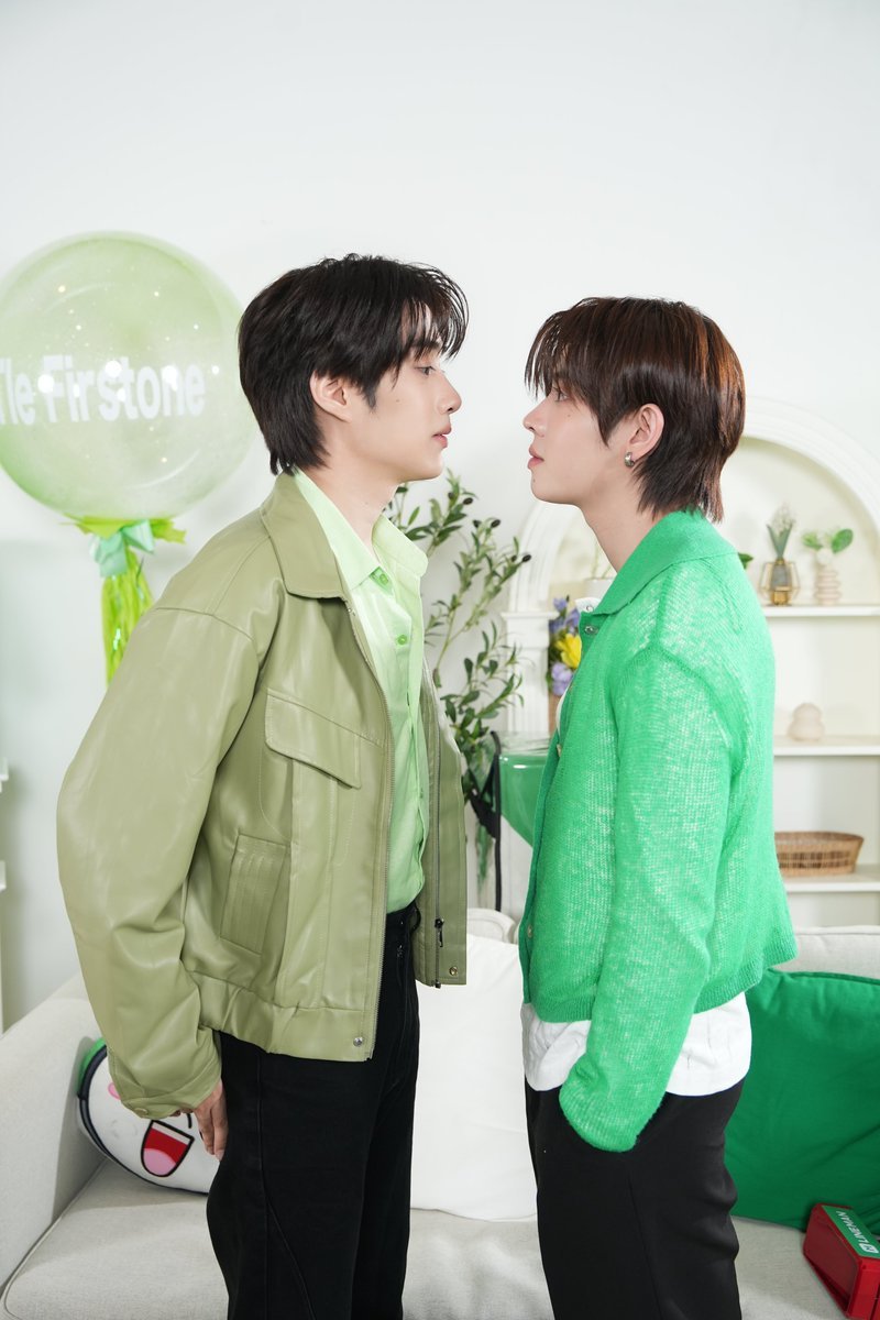 pada4839's tweet photo. 💚น้อง เป็นเจ้าของร้านป่ะ
🩷ใช่ มีไรคับ
💚ผมอยู่ในก๋วยเตี๋ยวอะ
🩷ลงไปทำไมคับ

#TleFirstone https://t.co/wIOuedGqWl