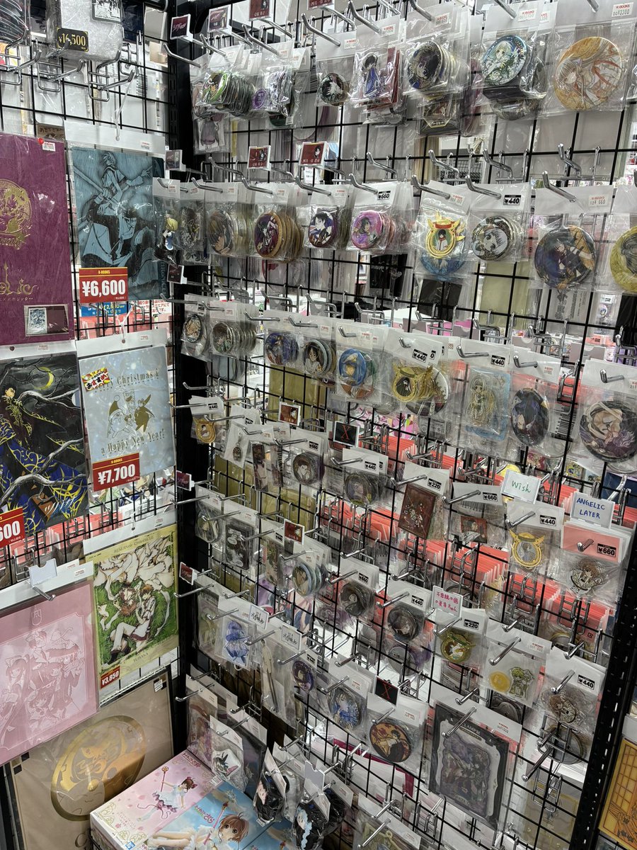 KBOOKS613779's tweet photo. 【コーナー紹介】

『カードキャプターさくら』
『xxxHOLiC』
『東京BABYLON』
『ツバサクロニクル』などなど
CLAMP作品は…🎶

キャラ館スクエア2で
‼️ﾄﾞﾄﾞｰﾝ‼️と販売中✨️

買取は、
キャラ館スクエアで行っております🙇🏻‍♀️´-

#kbooks  池袋 https://t.co/AXInQrTjeX