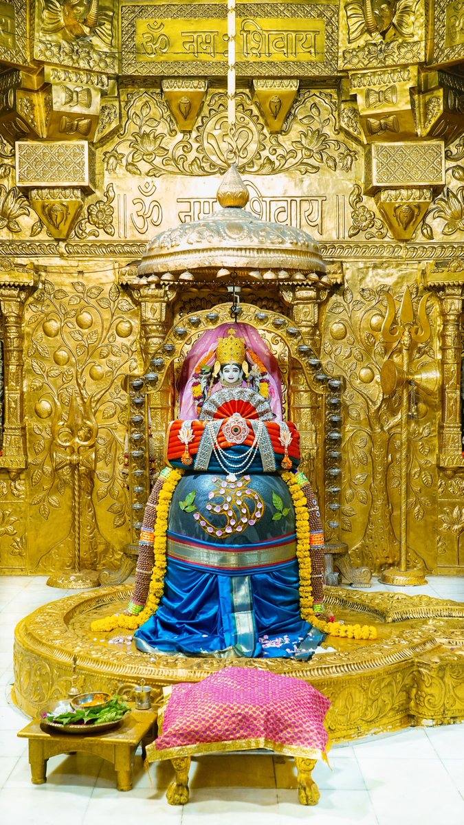 BabaBadevranath's tweet photo. श्री सोमनाथ ज्योतिर्लिंग मध्यान्ह श्रृंगार आरती दर्शन | 31.07.2026 https://t.co/S6LRuxNe6l