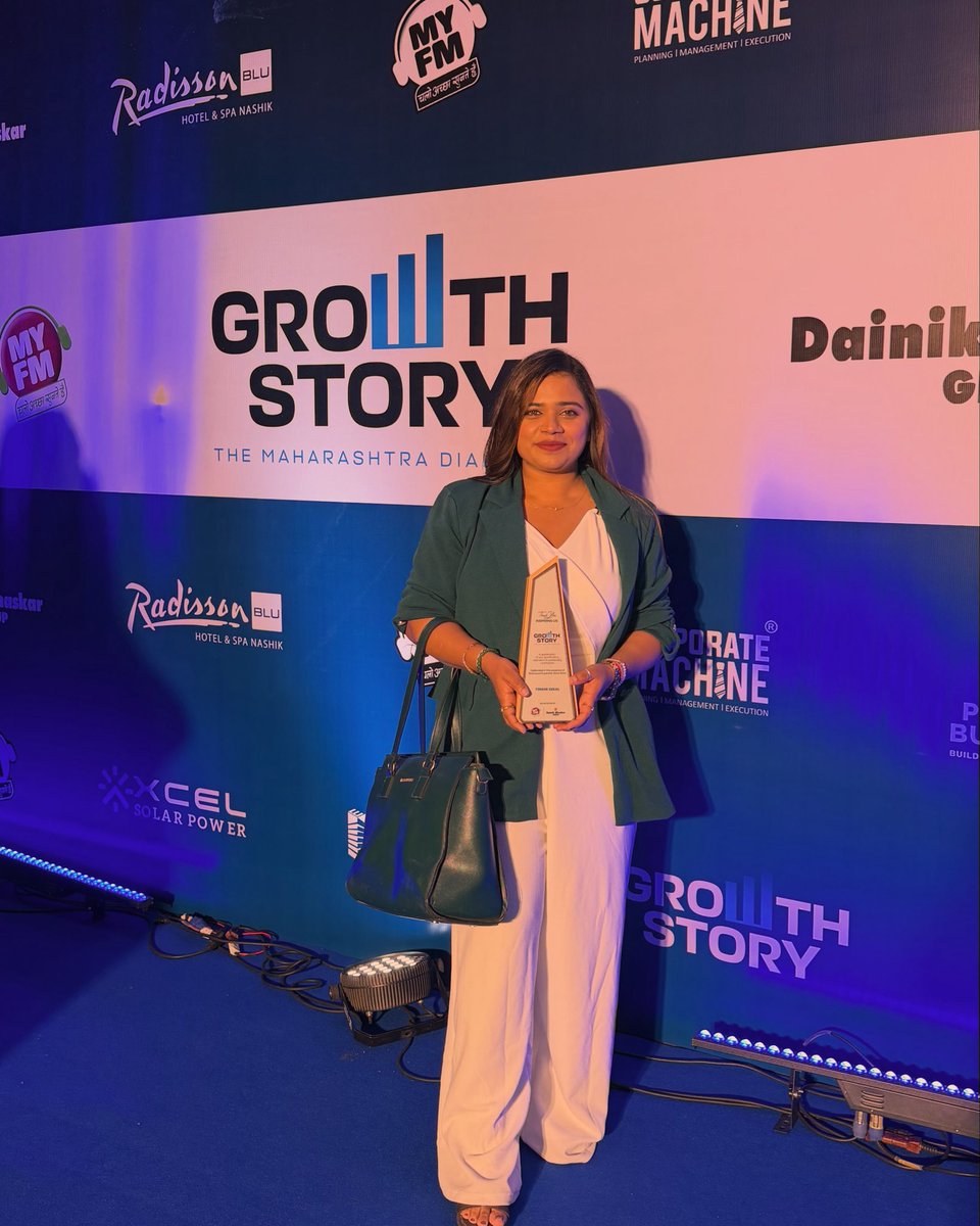 SalesbyPoonam's tweet photo. Honoured to be recognised at Growth Story – The Maharashtra Dialogue. ✨

Heartfelt thanks to @MYFMIndia @DainikBhaskar for celebrating meaningful journeys and creating a platform for growth and impact.
Special thanks @SonuSood 
Grateful, humbled! https://t.co/7c8oEoylX4