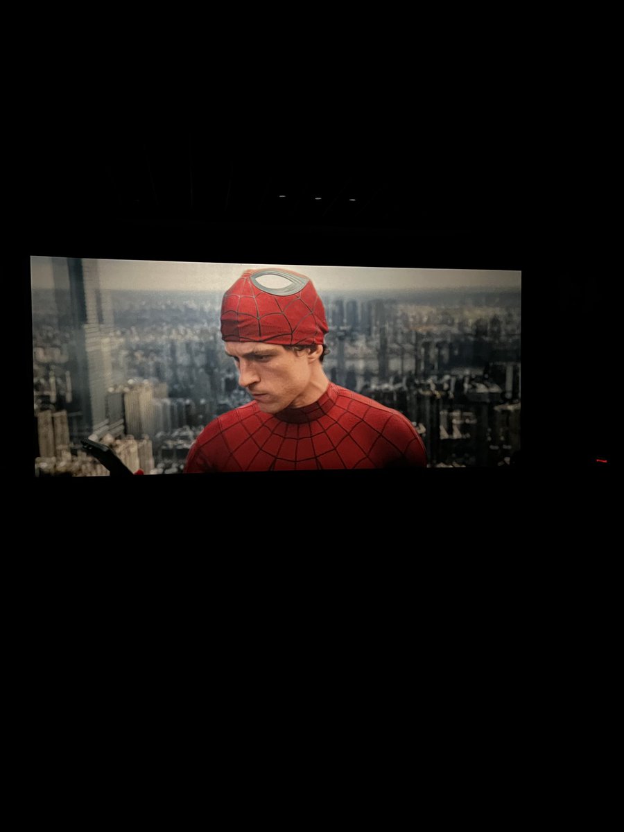 Sattu_Ro45's tweet photo. Went to watch spiderman with high expectations for actions but even in the climax they start monologues 😳😔but still some action sequences are amazing 🤩:

#spiderman https://t.co/6fLSdA049k