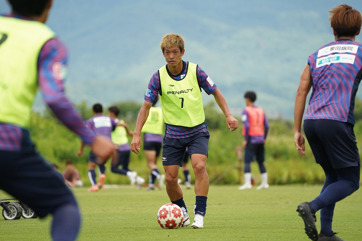 NAGANO_PARCEIRO's tweet photo. 🟠Training📸

県決勝まで、あと2⃣日！

▼NEXT MATCH
8/2（日）県決勝 vs.松本｜サンアル 17:00
✅https://t.co/kOhCfXPl1C

#acnp #パルセイロ https://t.co/Tf1feqJccS