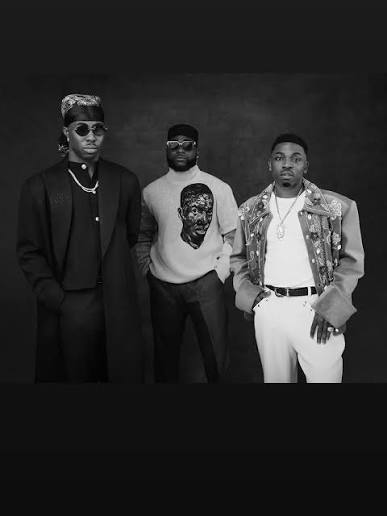 UnilagfmMusic's tweet photo. #WeekdayTunes / on @unilagfm_1031
wi๐ @solidmallam007
NOW PLAYING >> B4 B4 @davido X @Mayorkun X @Folapondis https://t.co/uN5qs4mfZx
